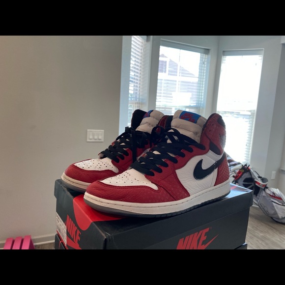 jordan retro 1 spider man